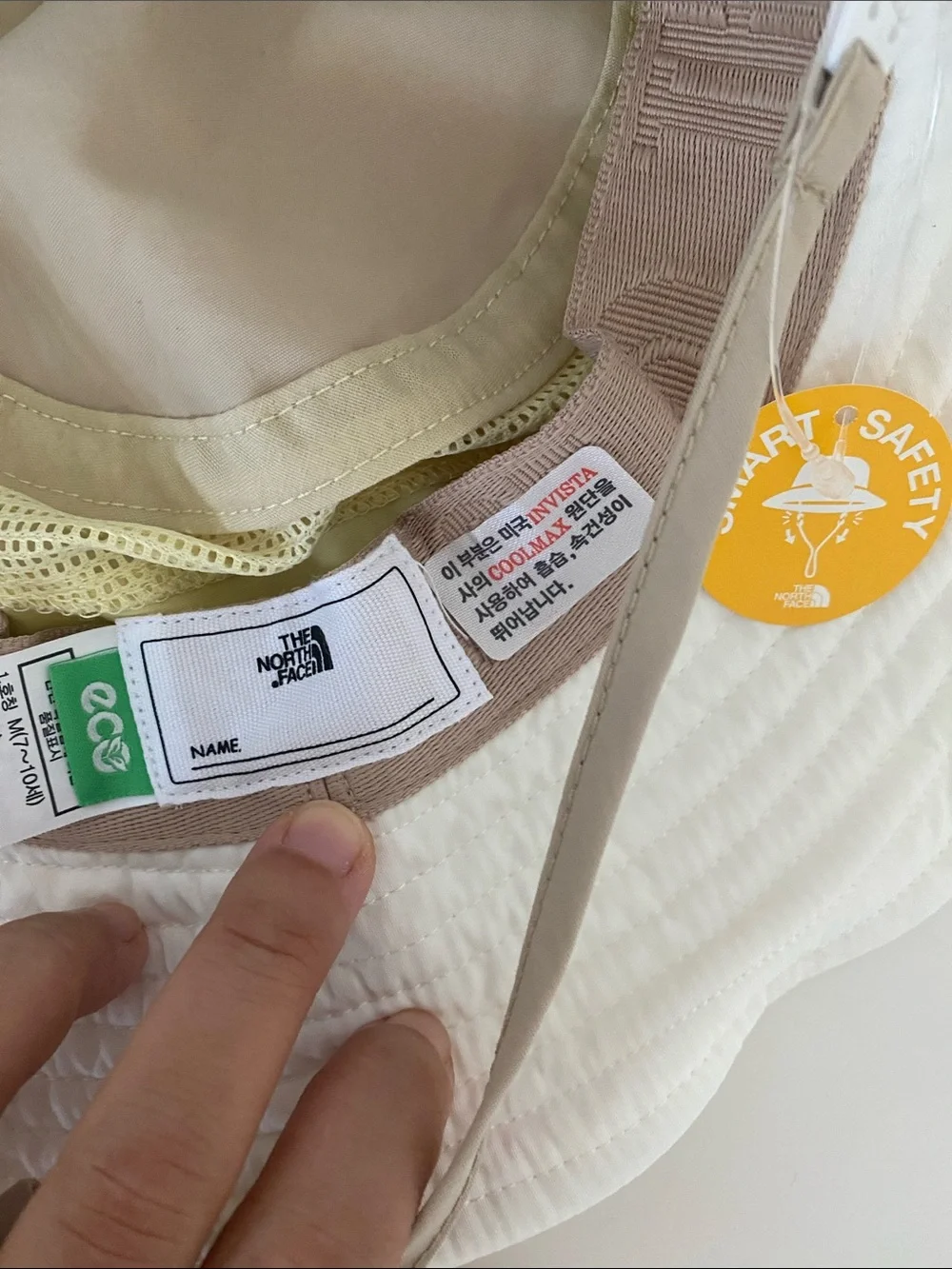 New never worn with tags North Face kids eco mesh bucket hat